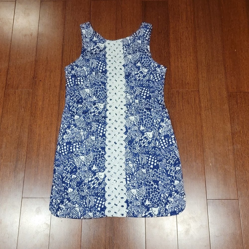Lilly Pulitzer Dress. Free gift w/ purchase